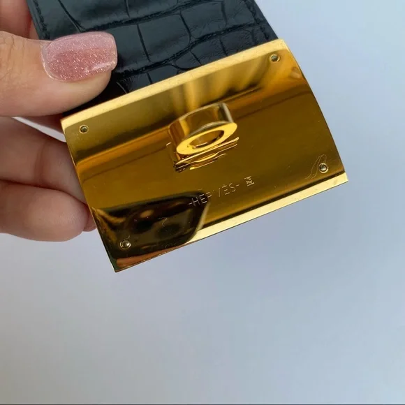 HERMÈS Kelly Dog Extreme cuff black alligator gold - Picture 6 of 9